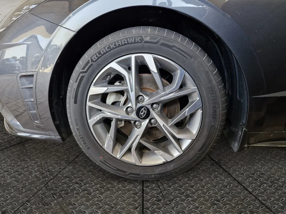 2023 Hyundai Sonata Smart 