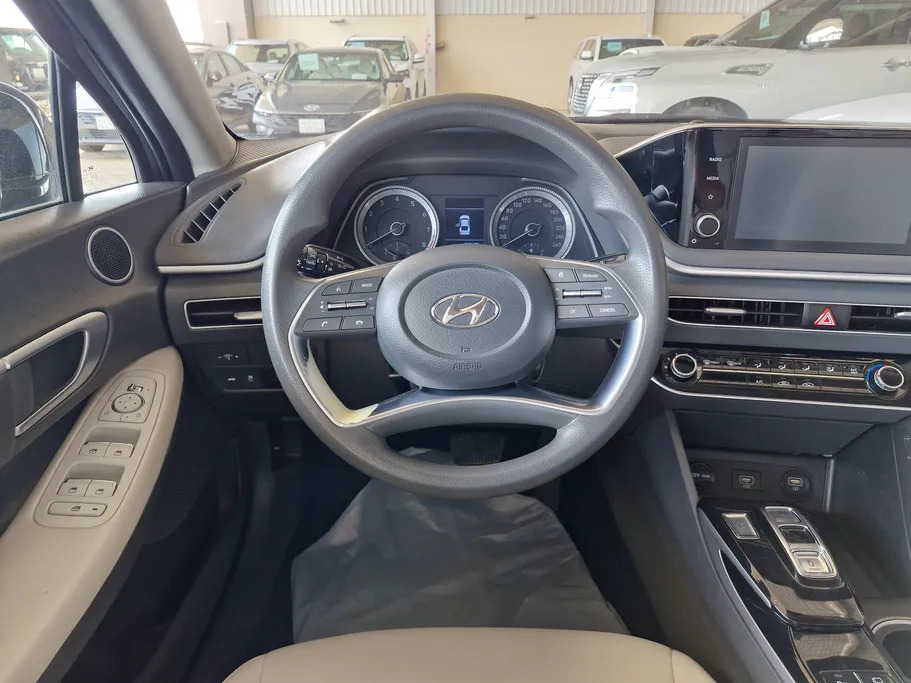 2023 Hyundai Sonata Smart 