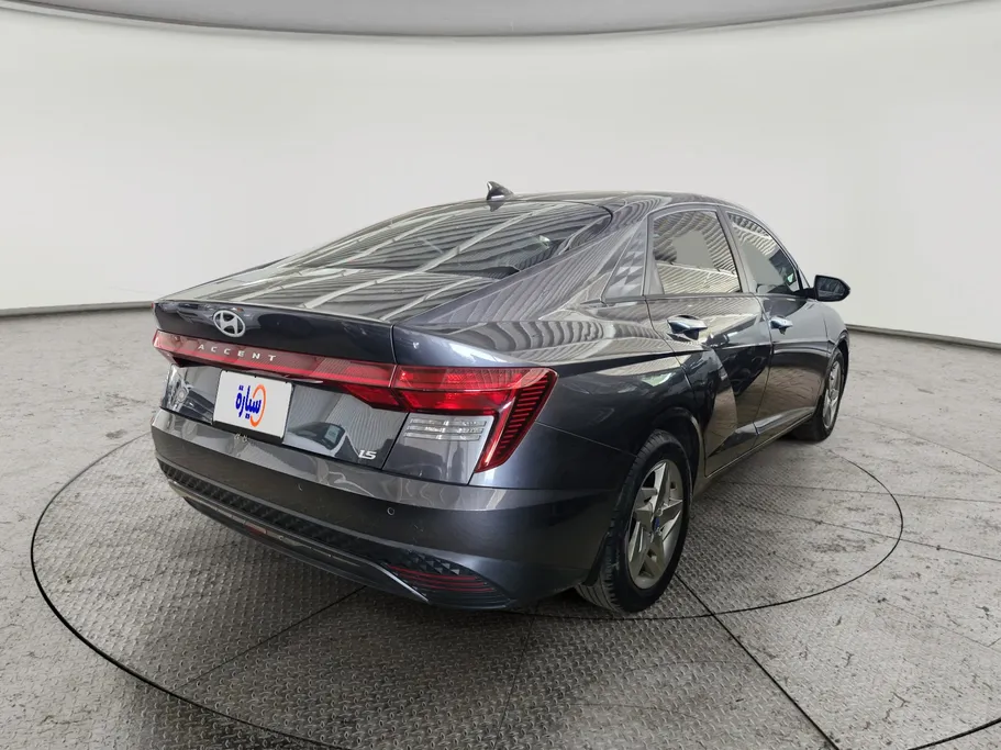 2025 Hyundai Accent Comfort 