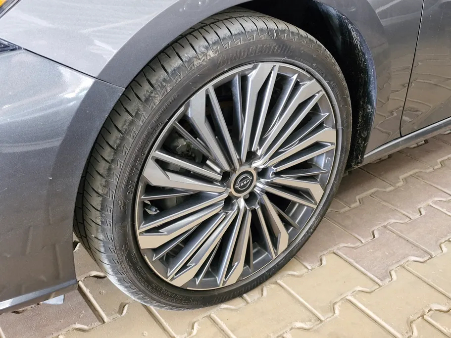 نيسان التيما SV 2025 