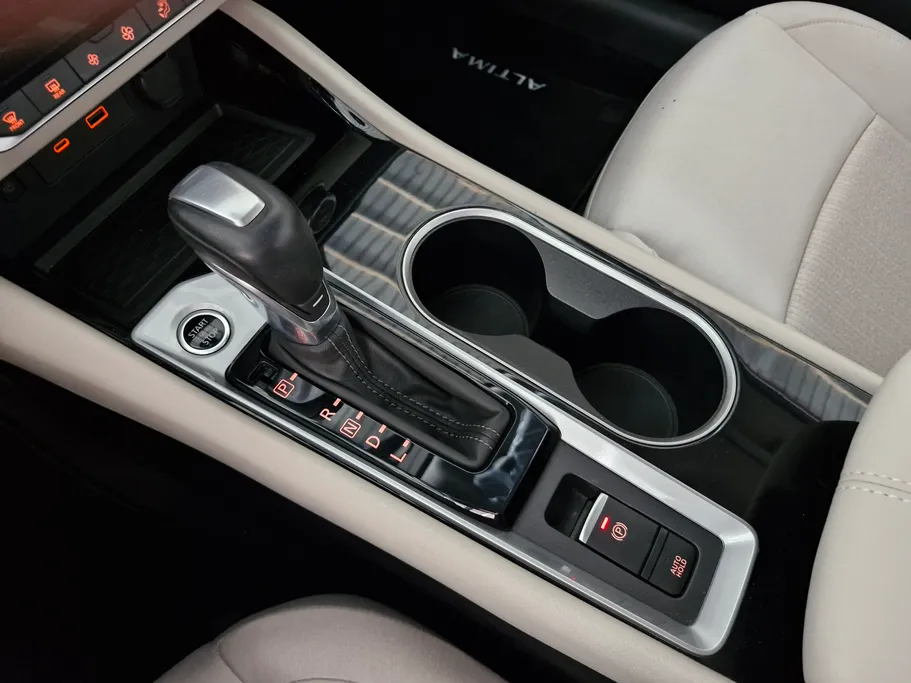 نيسان التيما SV 2025 