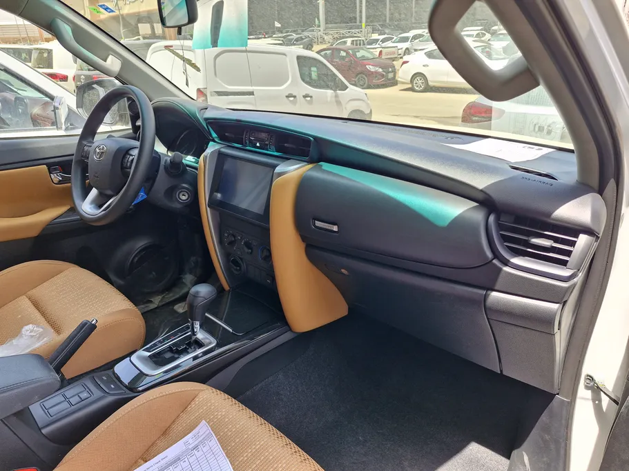 تويوتا فورتشنر GX 2025 