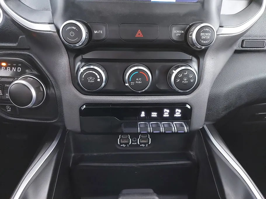 دودج رام BIGHORN 1500 2022 