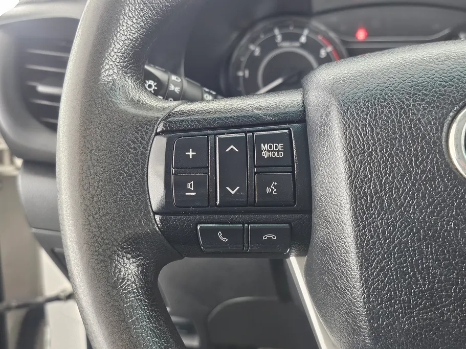 2022 Toyota Hilux DC 4x4 Diesel 