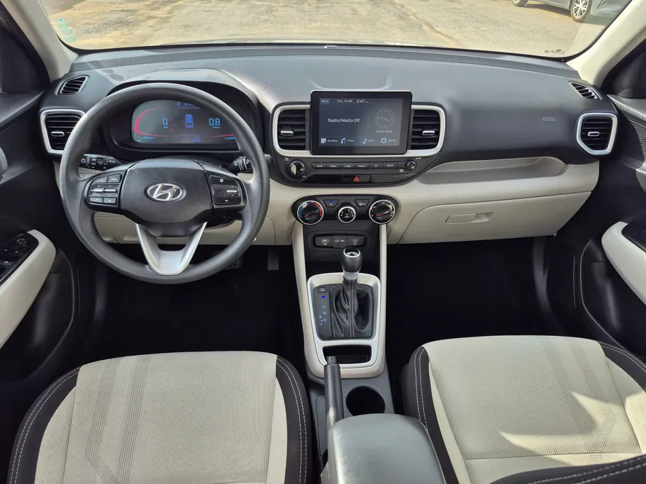 2024 Hyundai Venue Smart 