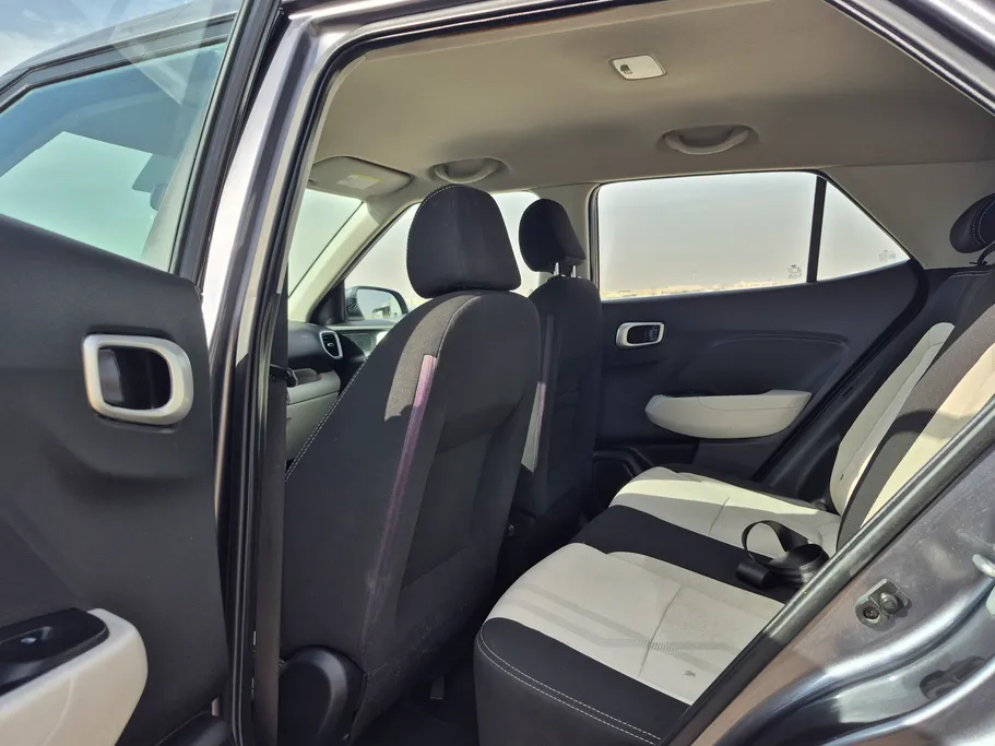 2024 Hyundai Venue Smart 