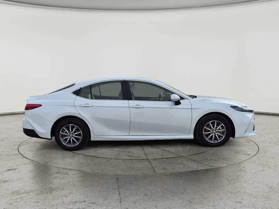 2025 Toyota Camry  E 