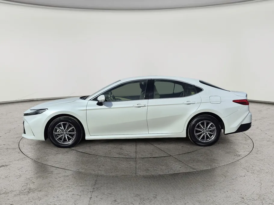 2025 Toyota Camry  E 