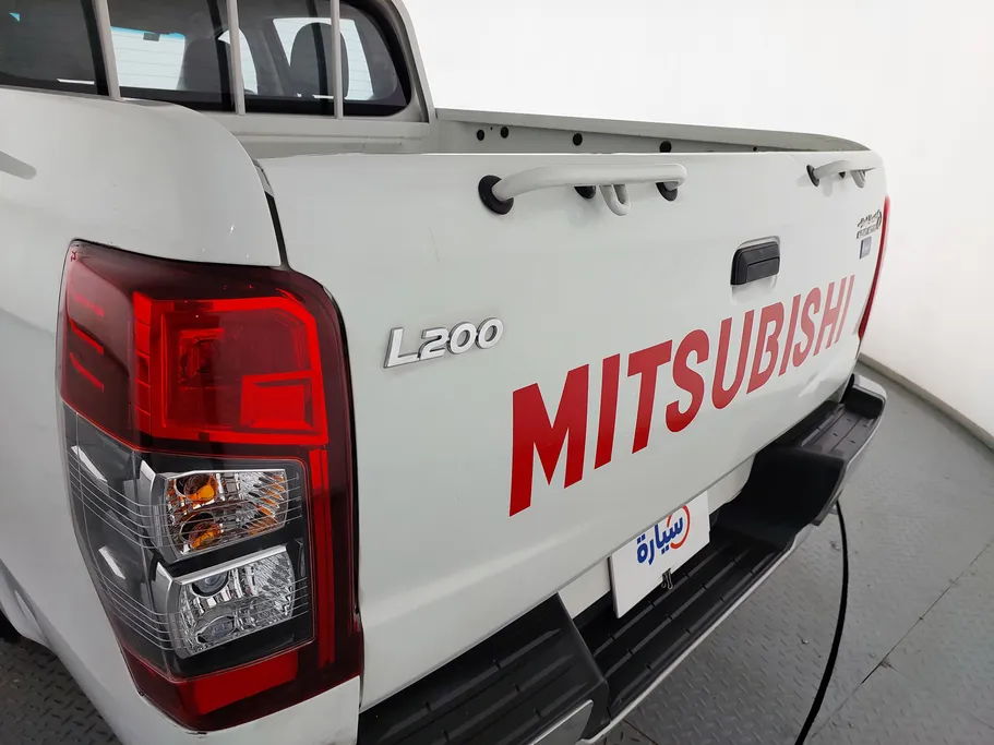 2022 ميتسوبيشي L200 Double Cap 