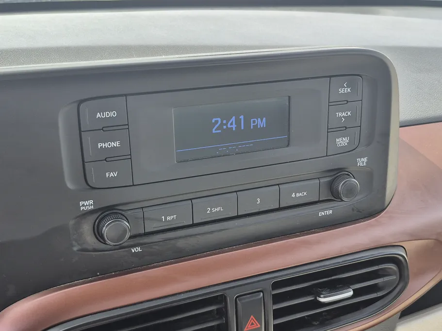 هيونداي Grand i10 فلييت 2024 