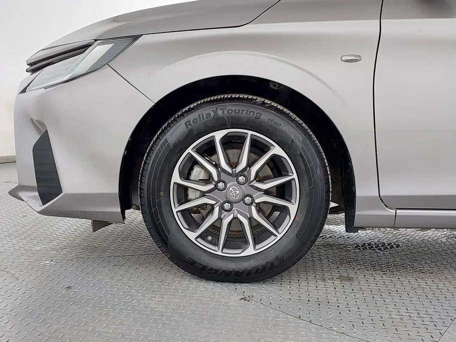 2024 تويوتا Yaris  Y 