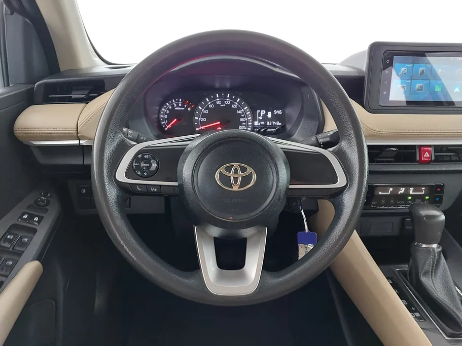 2024 تويوتا Yaris  Y 