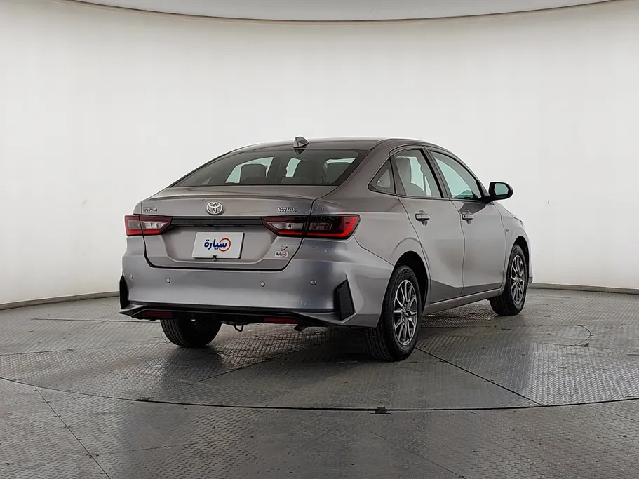 2024 تويوتا Yaris  Y 