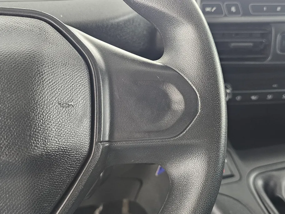 بيجو بارتنر Short van 2022 