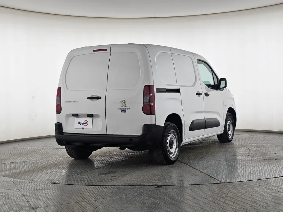 بيجو بارتنر Short van 2022 