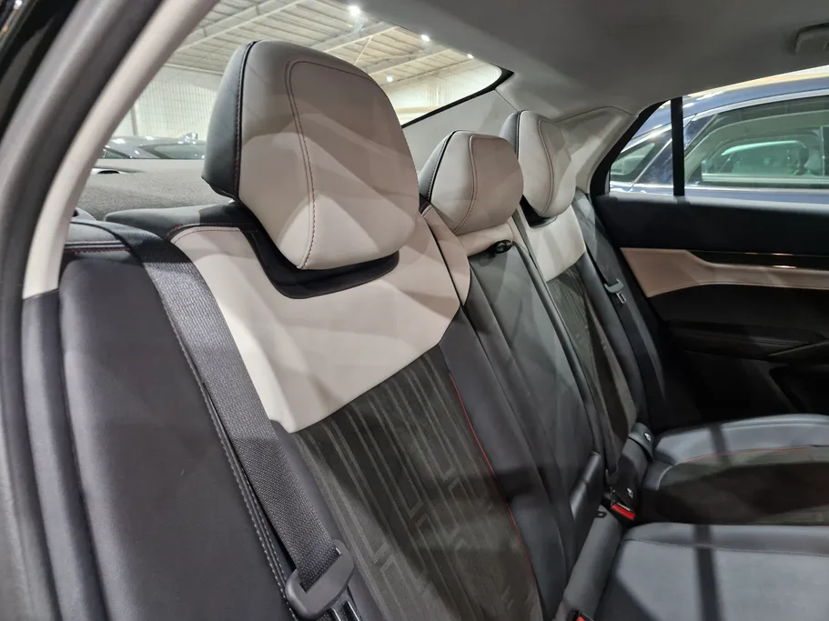 2023 Ford Taurus Trend 