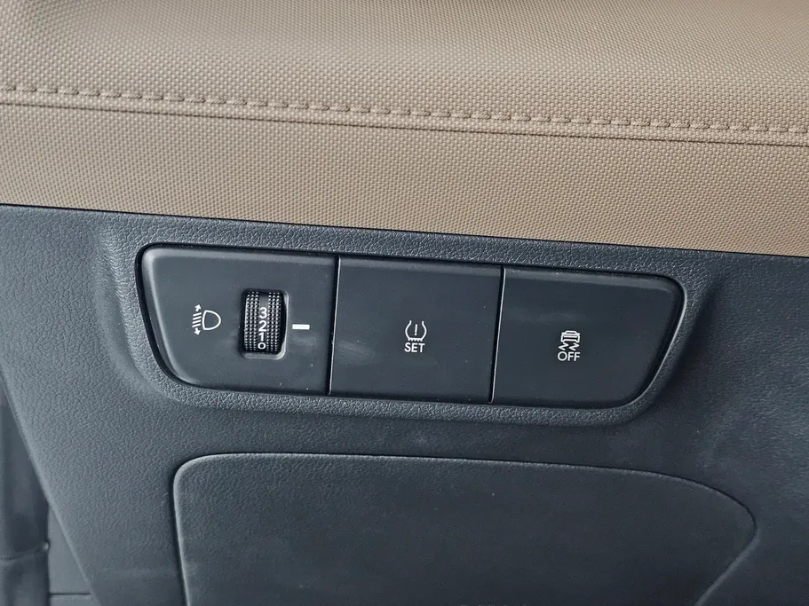 2024 Hyundai Accent Fleet 