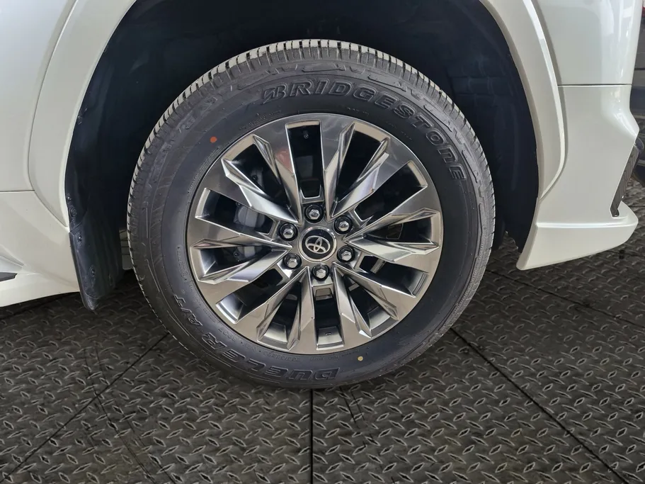 2026 Toyota Land Cruiser GXR 