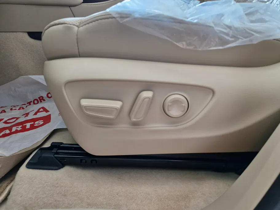 تويوتا لاندكروزر GXR 2026 