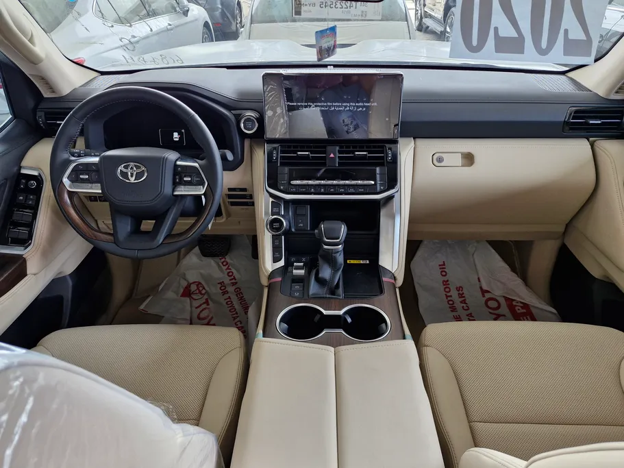 تويوتا لاندكروزر GXR 2026 