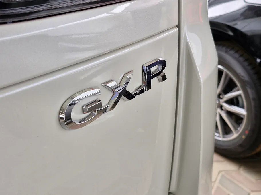 تويوتا لاندكروزر GXR 2026 