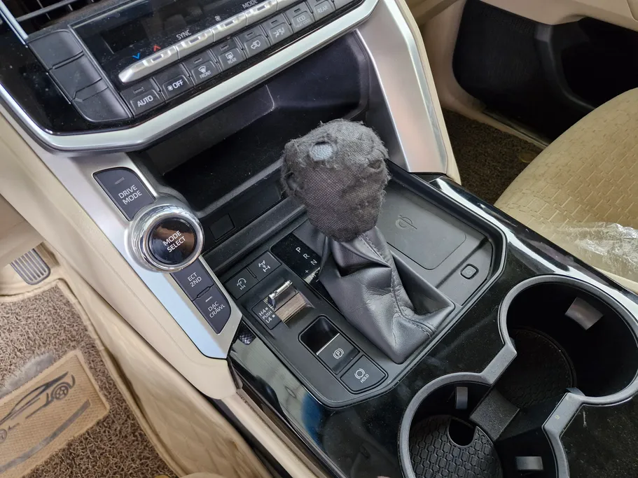 تويوتا لاندكروزر GXR 2024 