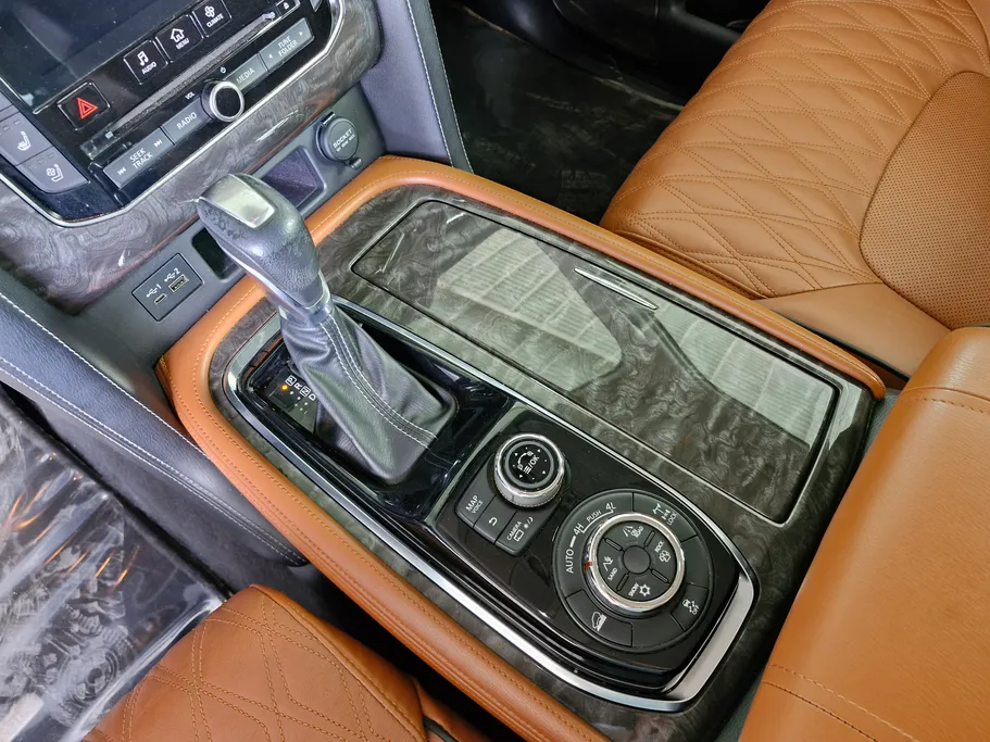 2020 Nissan Patrol Platinum 