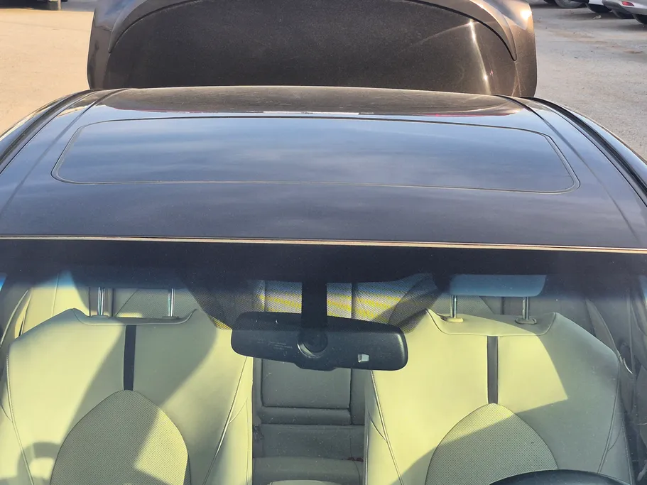 2022 Toyota Camry  GLEX 