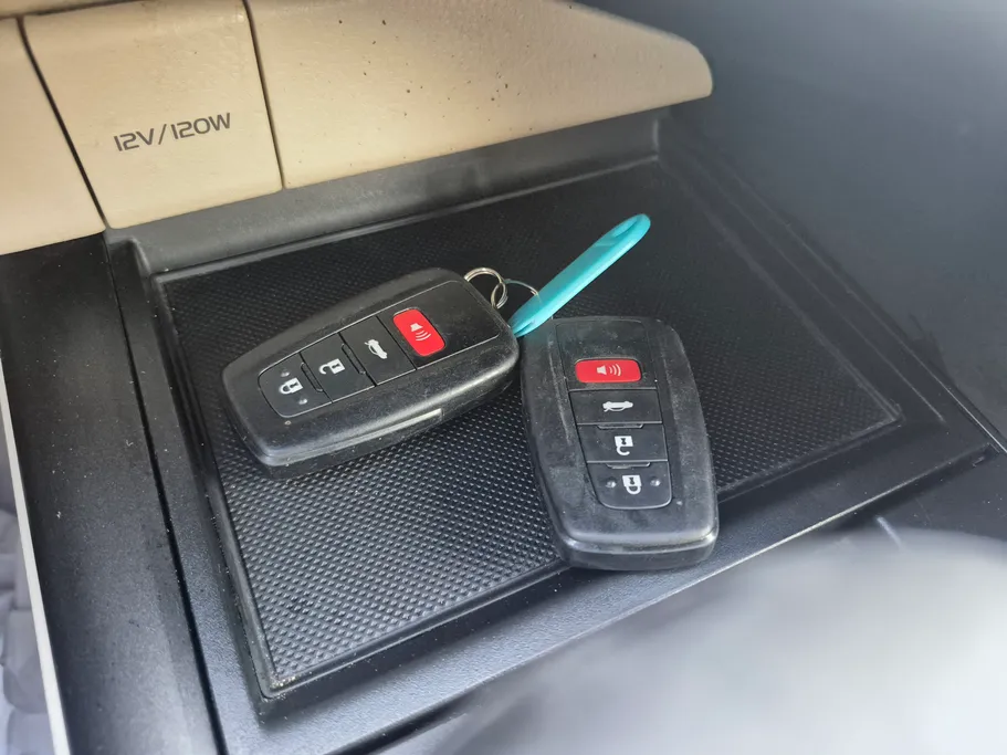 2022 Toyota Camry  GLEX 