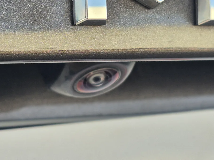 2022 Toyota Camry  GLEX 