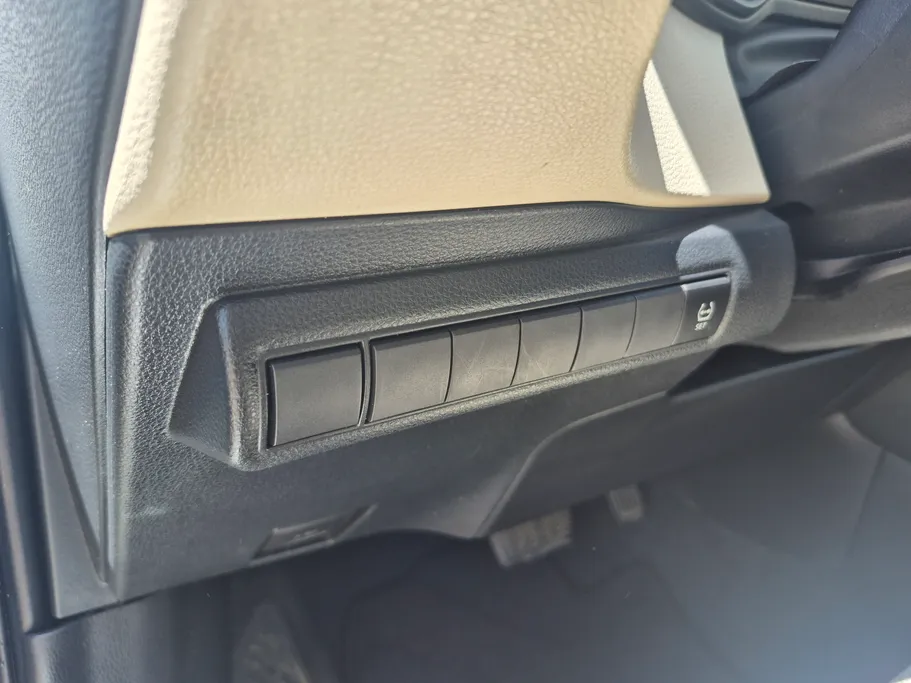 تويوتا كورولا XLI 2024 