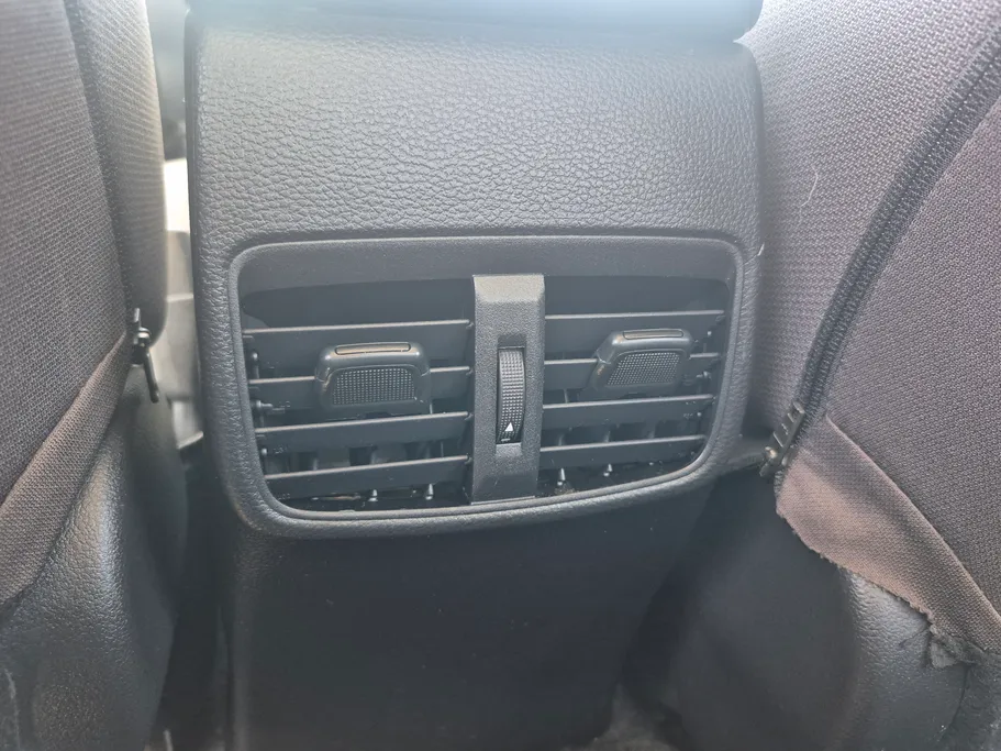 تويوتا كورولا XLI 2024 