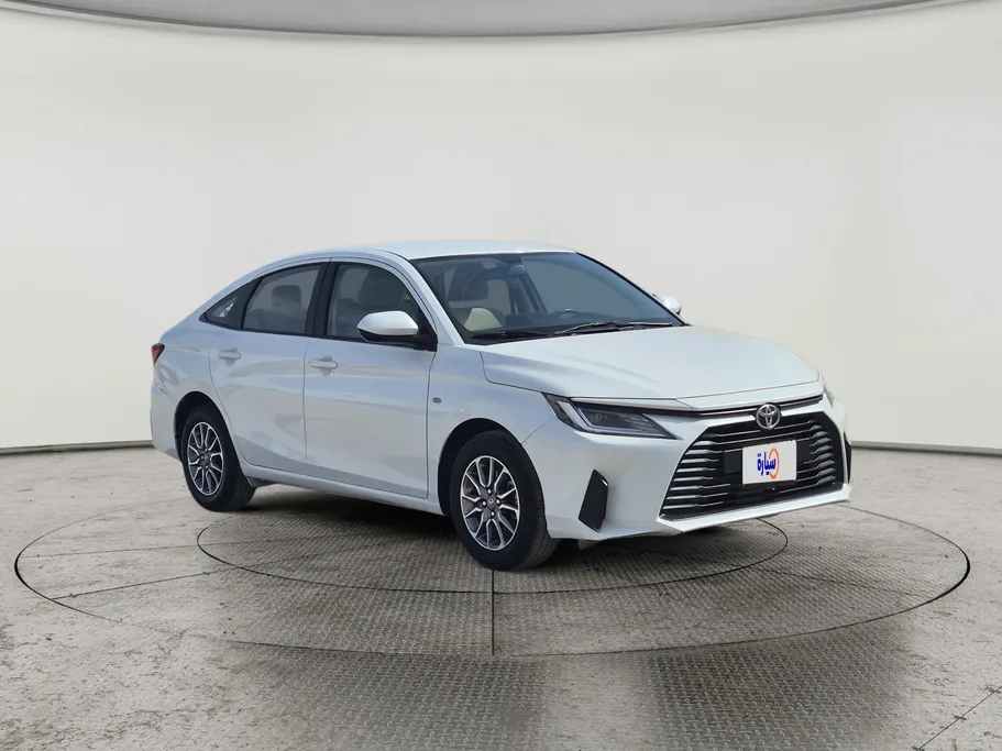 2024 Toyota Yaris  Y 