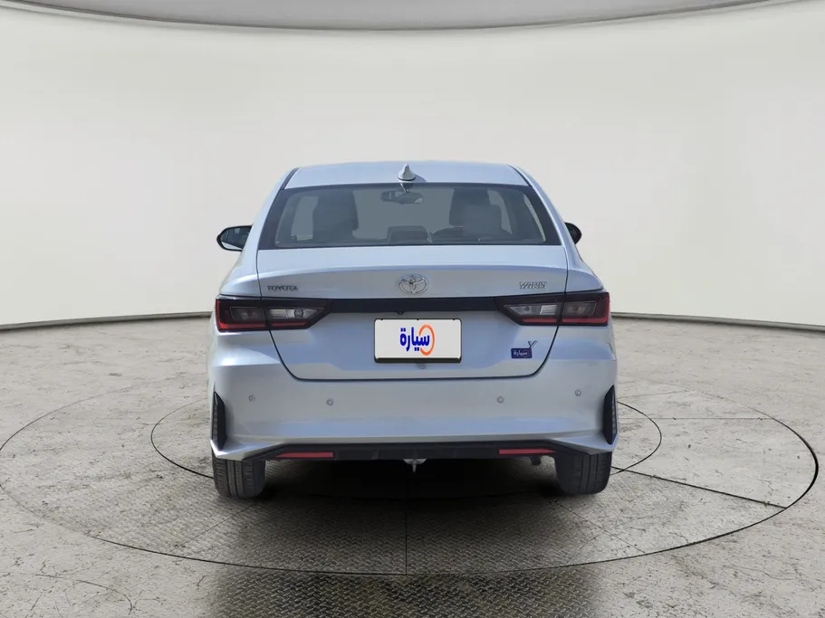 2024 Toyota Yaris  Y 