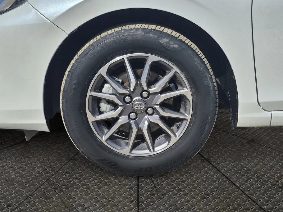 2024 Toyota Yaris  Y 