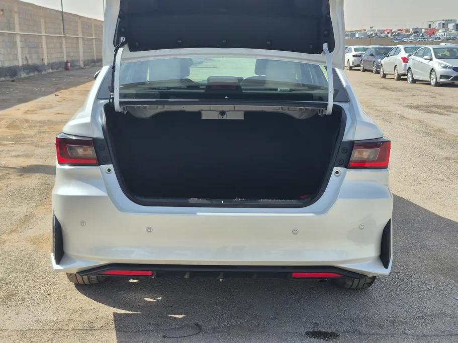 2024 Toyota Yaris  Y 