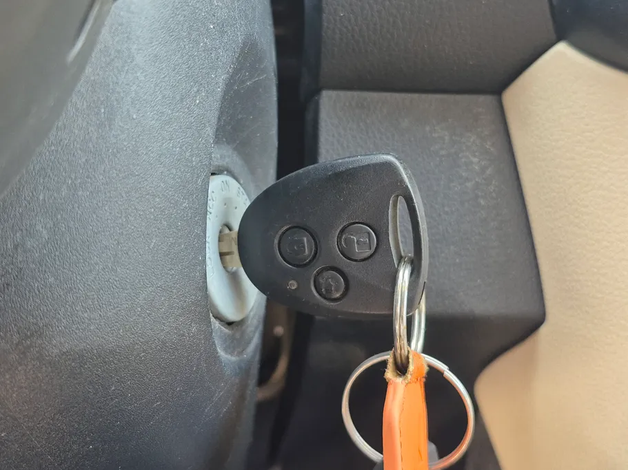 2024 Toyota Yaris  Y 