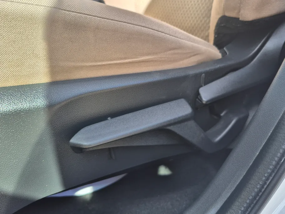 2024 Toyota Yaris  Y 