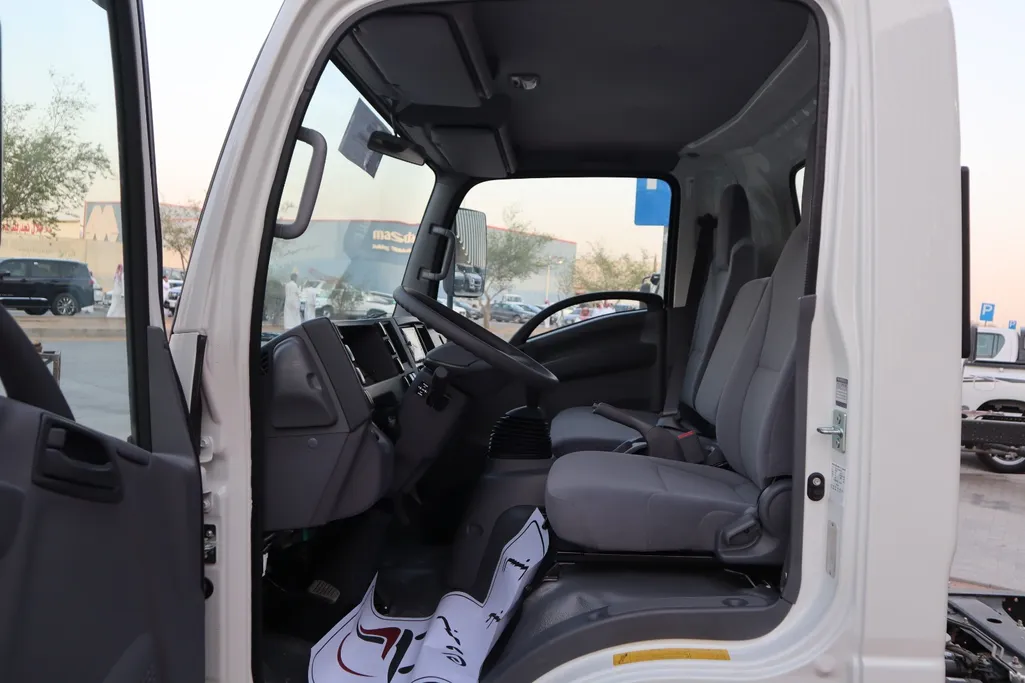 ايسوزو دينا شاص طويل 2025 