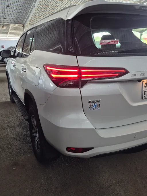 تويوتا فورتشنر GX 2024 