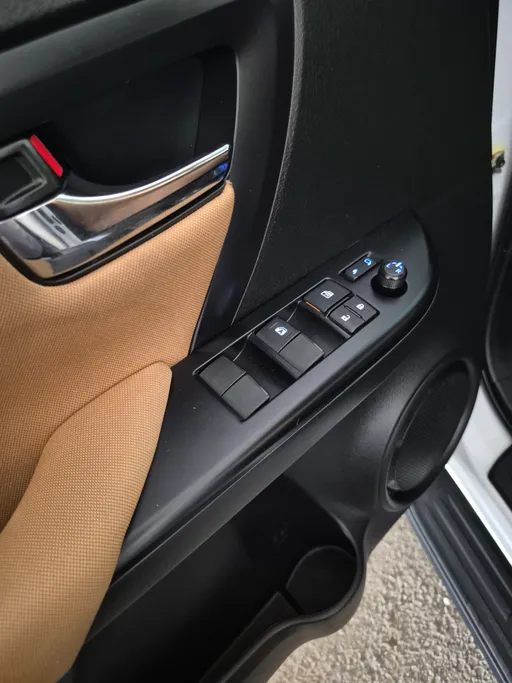 تويوتا فورتشنر GX 2024 