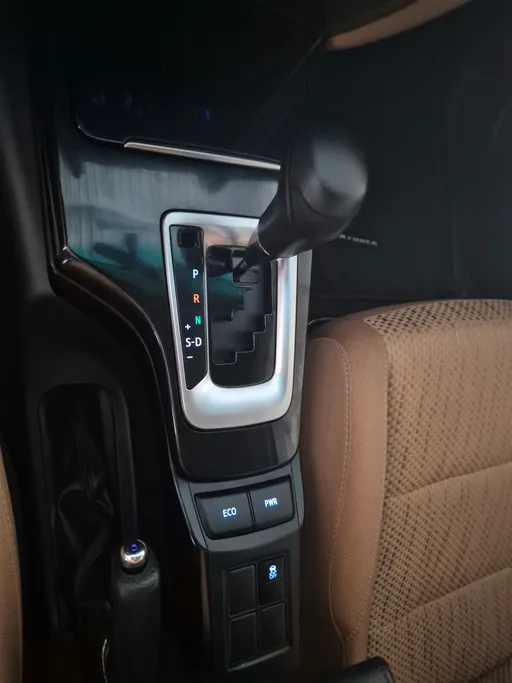 تويوتا فورتشنر GX 2024 