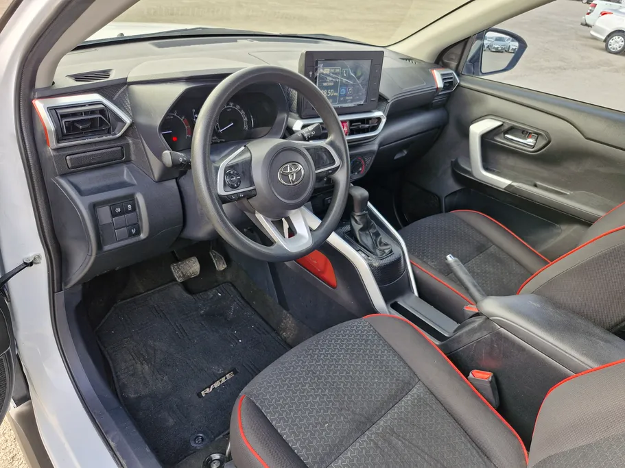 2024 Toyota Raize XLE 