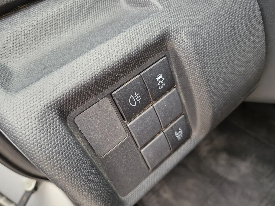 2024 Toyota Raize XLE 