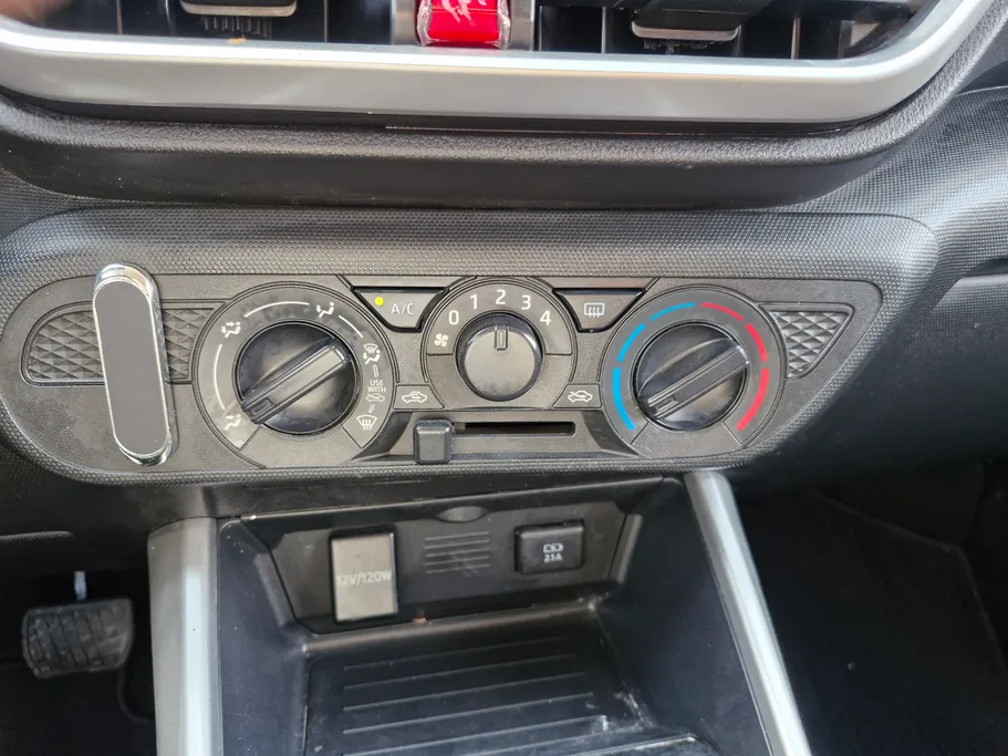 2024 Toyota Raize XLE 