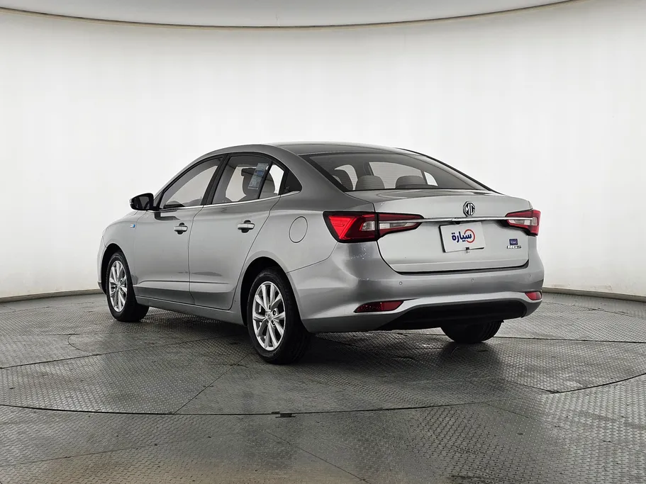 2022 ام جي 5 COM 