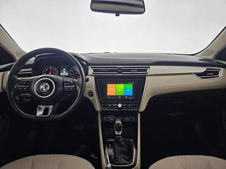 2022 ام جي 5 COM 