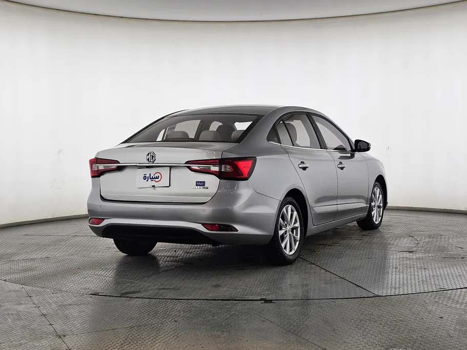 2022 ام جي 5 COM 