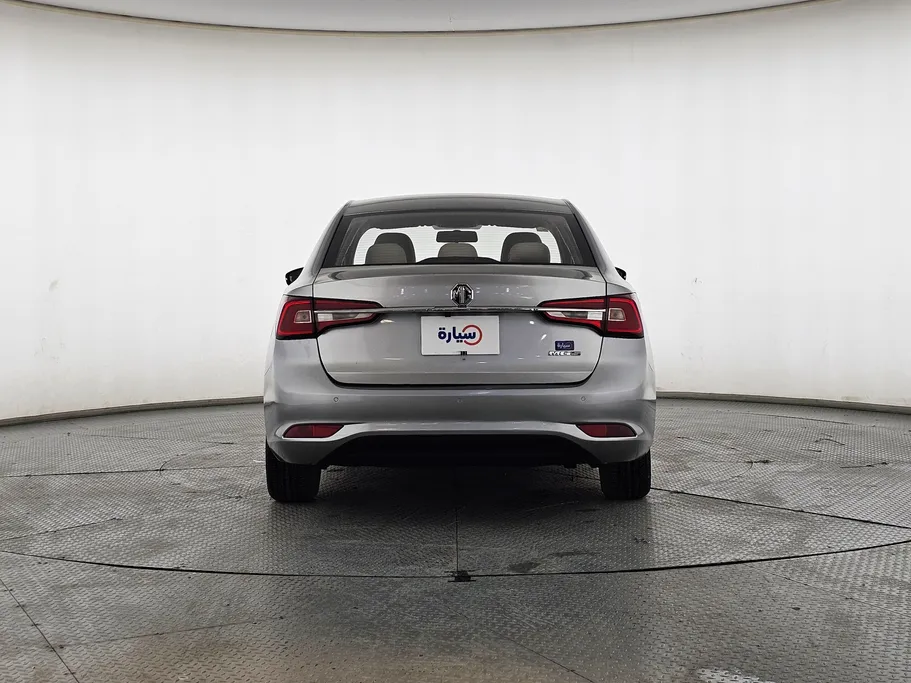 2022 ام جي 5 COM 