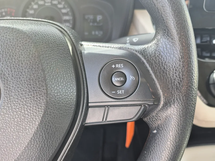 تويوتا كورولا XLI 2024 